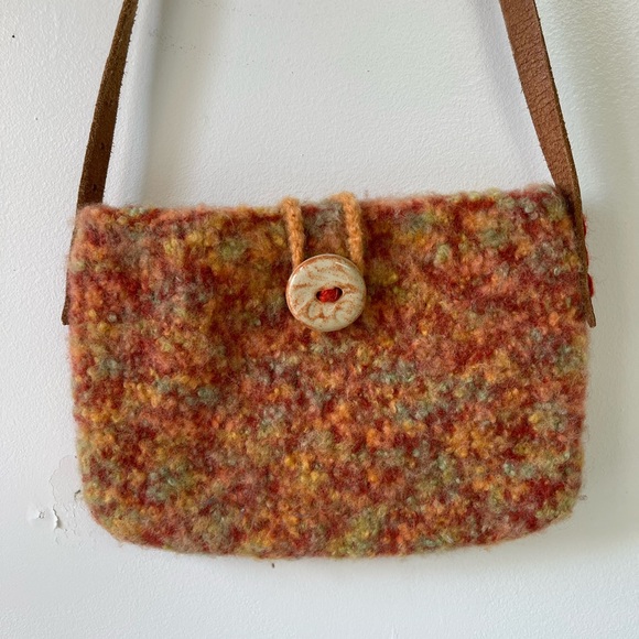 Vintage 70’s wool shoulder bag - Picture 3 of 8
